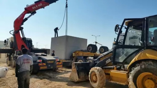 מערכי אגירת שפכים וחומרים מסוכנים